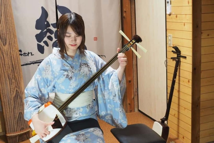 Kyoto: Japanese Koto & Shamisen Concert and Koto Class - Koto and shamisen primer: more than a quick explanation