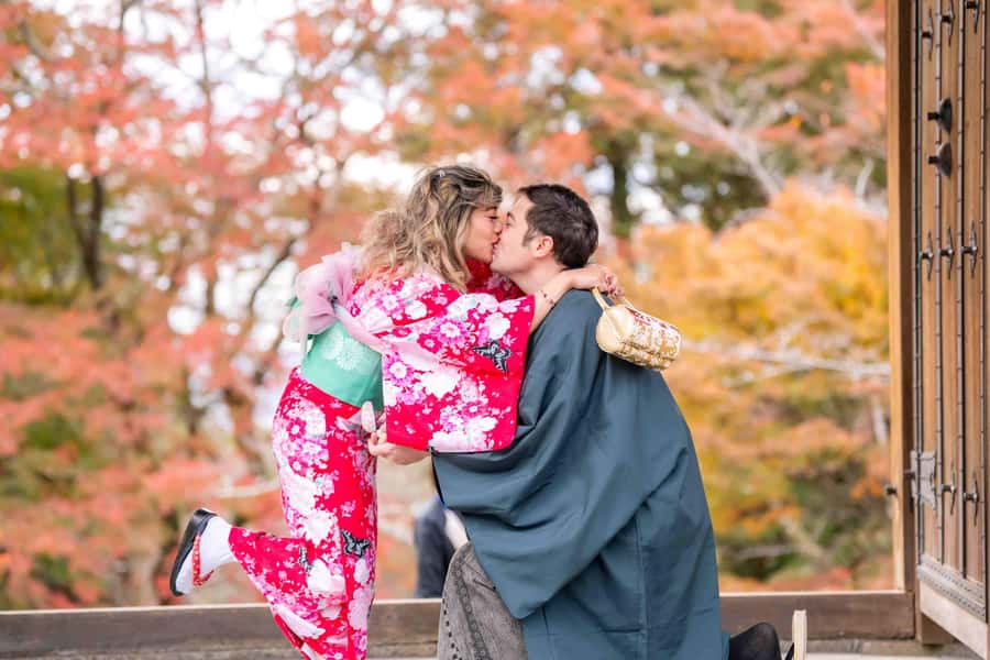Kyoto Kimono Professional Photoshoot - Choosing Between the Machiya Townhouse and Higashiyama Lanes