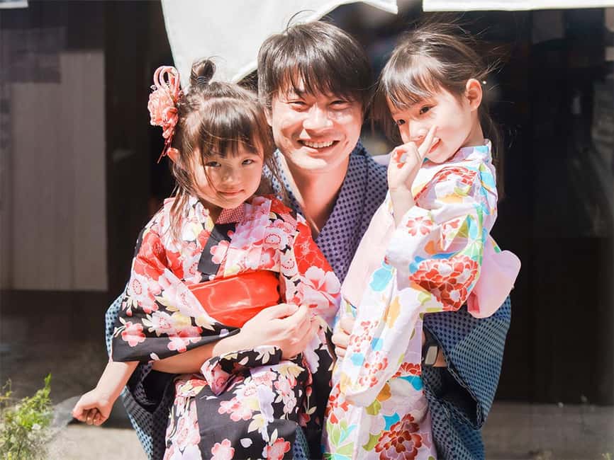 Kyoto Kimono Rental CHAMATSU｜Kimono/Yukata Rental FamilyPlan - Kyoto Family Kimono at CHAMATSU, in Higashiyama with quick temple access