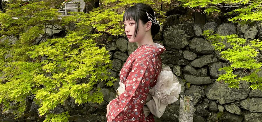 Kyoto: Kimono Rental in Gion Provided by RikaWafuku - What I like most: selection, styling, and the “ready fast” mindset