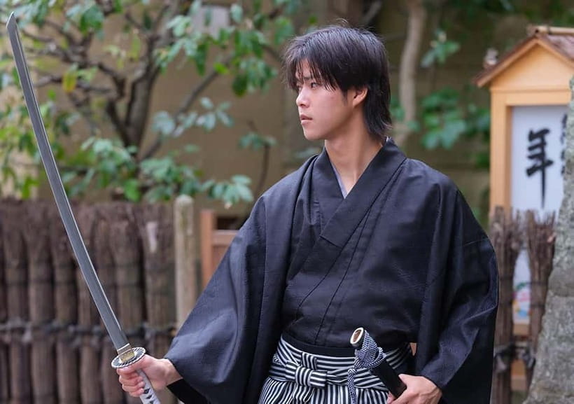 Kyoto Kimono Rental mimosa Samurai Plan｜Feel the History - Extras and seasonal comfort: shawls, umbrellas, and bags