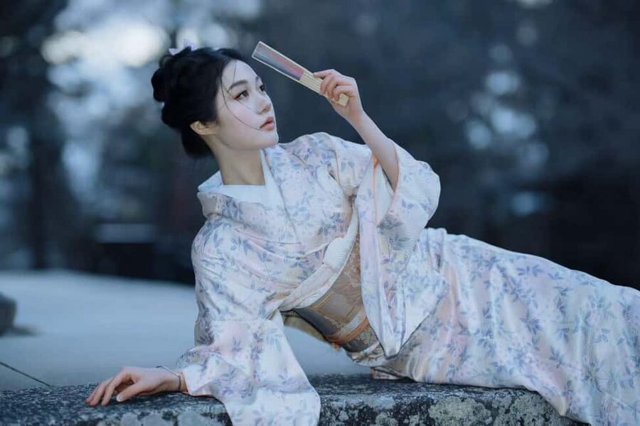 Kyoto: Kimono Rental with Hairstyling easy make up - Why this Kyoto kimono rental feels worth the time