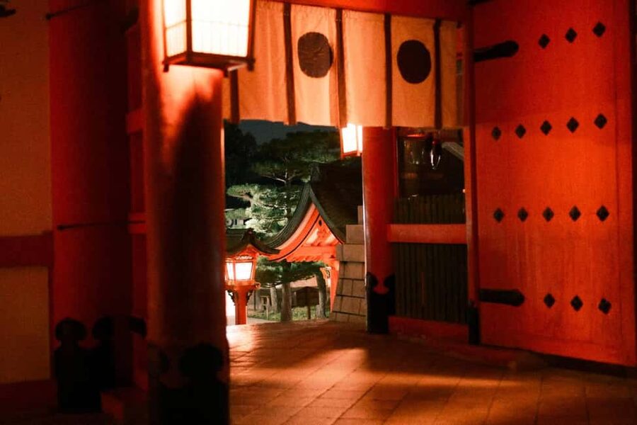 Kyoto: Kimono Rental with Hairstyling easy make up - Two days in a kimono: a practical way to structure your time