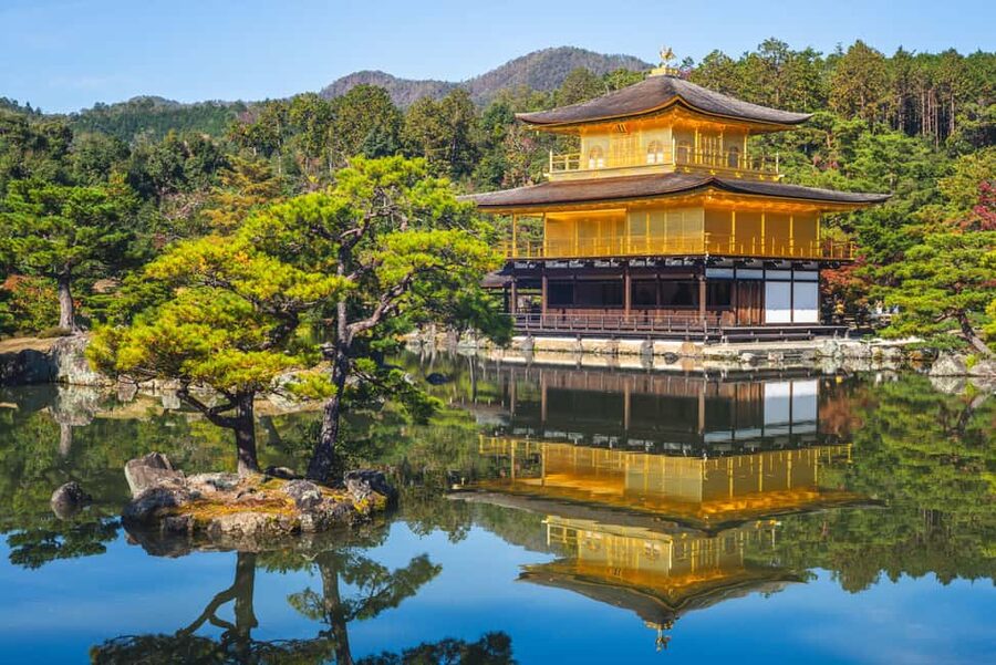 Kyoto: Kinkaku-ji Temple & Serene Garden Tour with Tickets - Kyoto’s Golden Pavilion and Imperial Ninna-ji: why this combo works