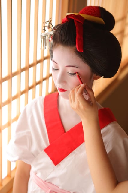 Kyoto kiyomizu Temple : Maiko and Samurai Couple Photoshoot - Who should book this (and who should skip it)
