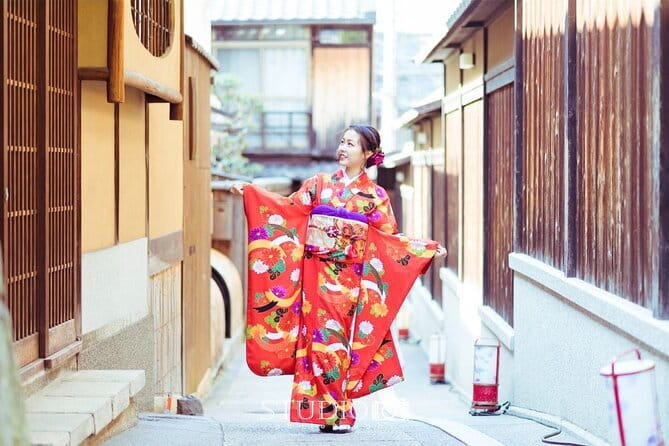 Kyoto Kiyomizudera Kimono Dressing with Hairstyle | Photoshoot - How the kimono dressing and optional hairstyling really work