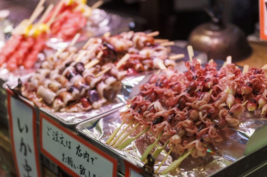 Kyoto: Local Food Tasting Tour at the Nishiki Market - How the guide makes or breaks this kind of tour