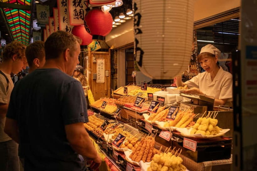 Kyoto: Local Food Tasting Tour at the Nishiki Market - Meeting up and what to bring in a wet, crowded market