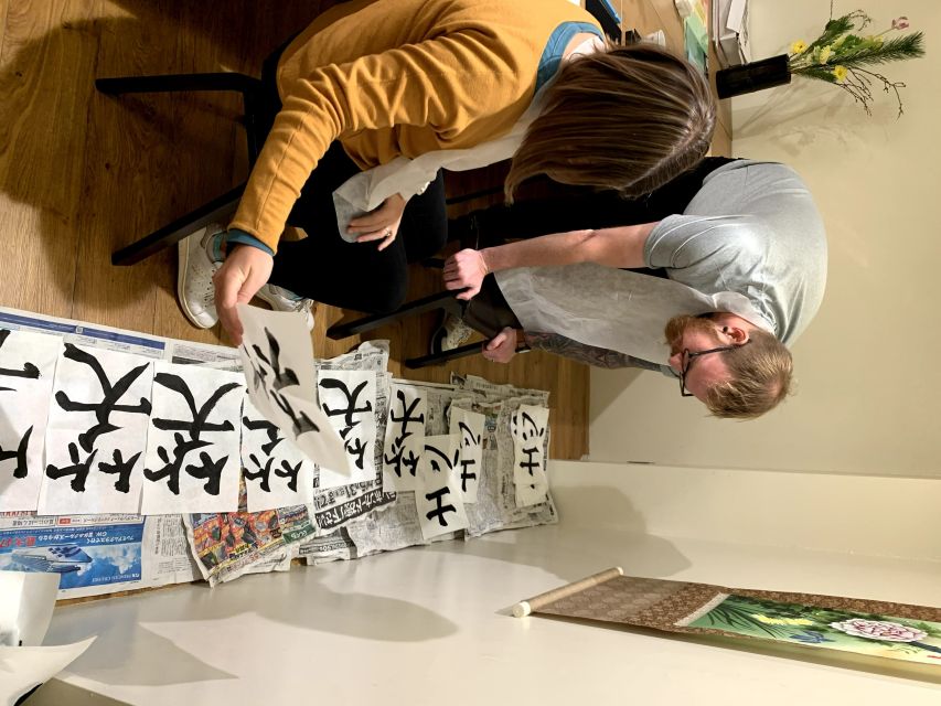 Kyoto: Local Home Visit and Japanese Calligraphy Class - The calligraphy basics you actually need in a one hour class