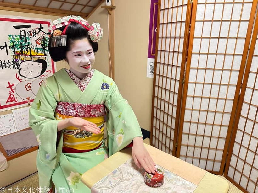 Kyoto: Lunch or Dinner with Maiko - Maiko lunch or dinner, why it feels personal fast
