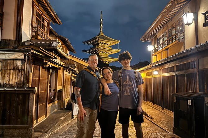 Kyoto Magical Night English Tour: Gion & Fushimi Inari Shrine - Sannenzaka and Ninenzaka: stone steps, old streets, and the Kyoto you wanted