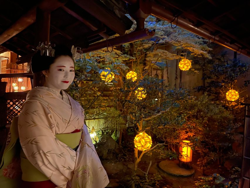 Kyoto: Maiko Happy Hour at a Historic Machiya - Buyō dance and the music that makes it feel old, not staged