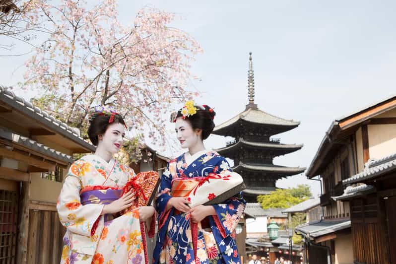 Kyoto : Maiko Makeover stroll and photo shoot experience - Kyoto Maiko Makeover: What You Are Actually Buying