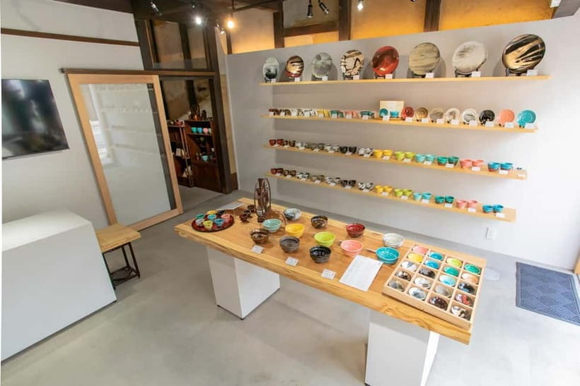 Kyoto: Make Zen Garden and Taste Matcha in Pottery Shop - A 30-minute Kyoto Zen and Matcha Session in a Machiya Pottery Shop
