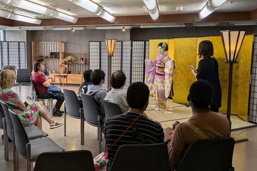 Kyoto: Meet-and-Greet, Maiko Show and Experience - Key highlights to look for