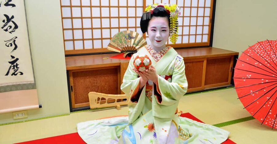 Kyoto: Meet-and-Greet, Maiko Show and Experience - Who should book, and what kind of mindset helps