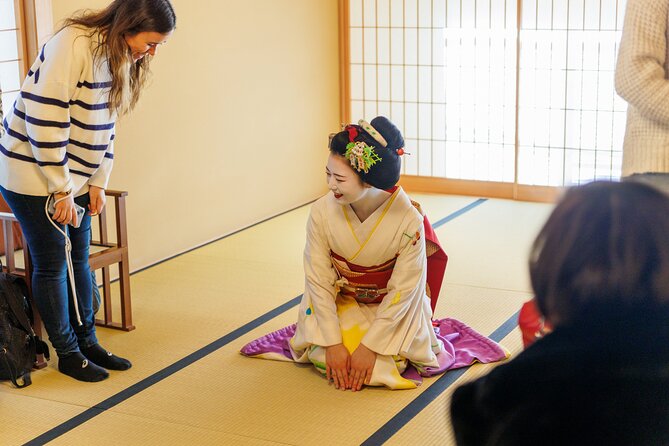 Kyoto: Meet the Geisha Maiko with Gion Walking Tour - Timing and pacing: why it can feel longer