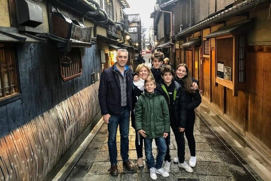 Kyoto: Meet the Geisha Maiko with Gion Walking Tour - Should You Book This Maiko and Geiko Encounter?