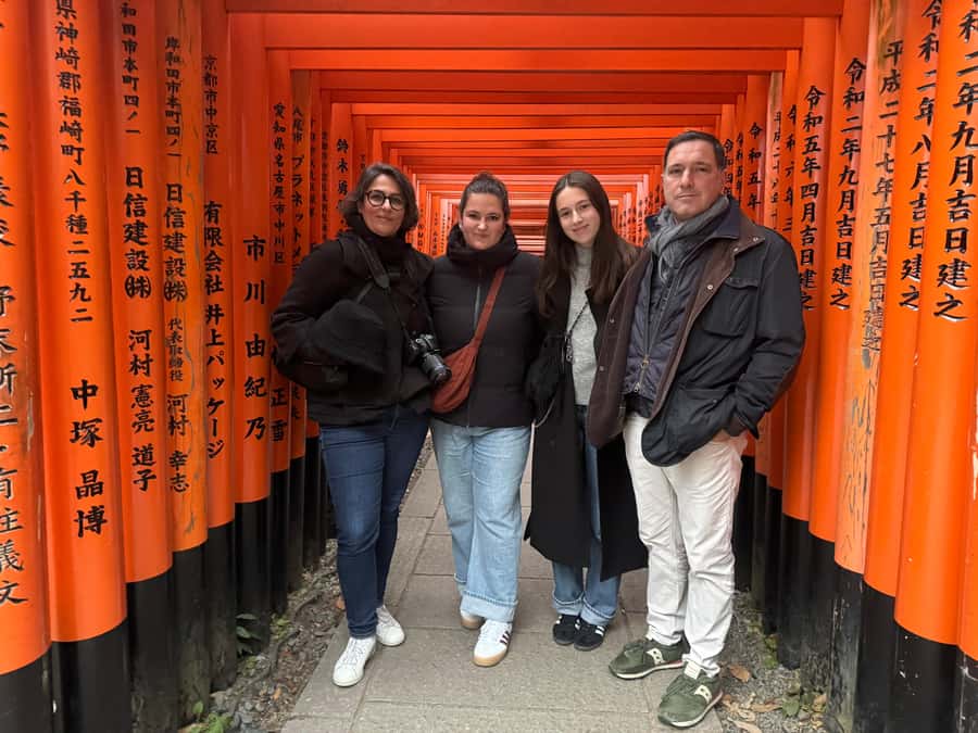 Kyoto Morning Highlights Tour: Fushimi, Kiyomizu-dera & Gion - Kiyomizu-dera: temple views, city scale, and guided context