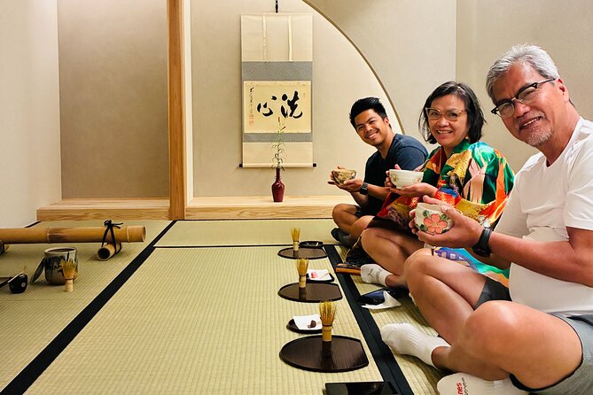 Kyoto: Newly Opened Tea Ceremony - Sanjo Chasuian - Nijiriguchi: the crawl-in entrance that changes your whole mood