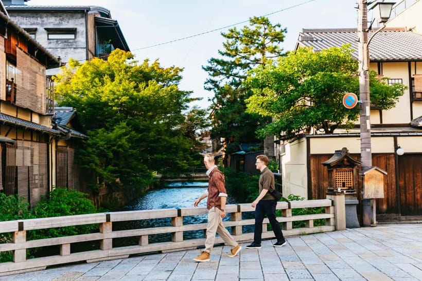 Kyoto Night All-Inclusive Eats and Streets, Gion and Beyond - Two restaurants and a Japanese-style tapas rhythm