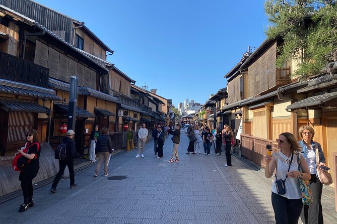 Kyoto Night Food Tour Explore Kiyamachi's Culinary Delights - How the Meeting Point and 6:30 Start Help You Have a Smooth Evening