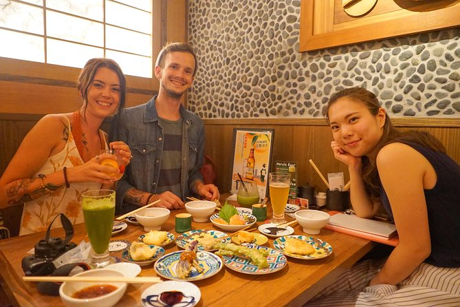 Kyoto Night Foodie Tour in Gion (9+ dishes + 6 Sake tastings) - Key highlights worth knowing before you go