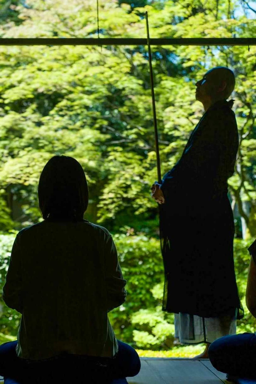 Kyoto: Nighttime Zen Meditation and Matcha Tea Experience - Zazen meditation with Yasumasa Arashima: what the session is really like