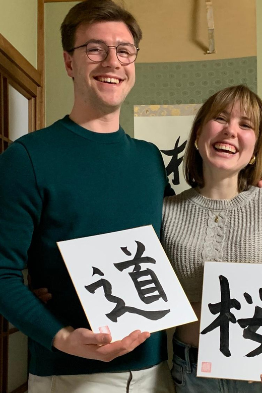 Kyoto Ninenzaka : Japanese Calligraphy Class in Townhouse - Your Take-Home Calligraphy and the Original Booklet