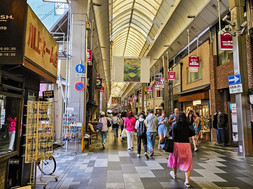 Kyoto: Nishiki Market and Depachika Food Tour with a Local - Guides, Group Size, and How to Get More From the Experience