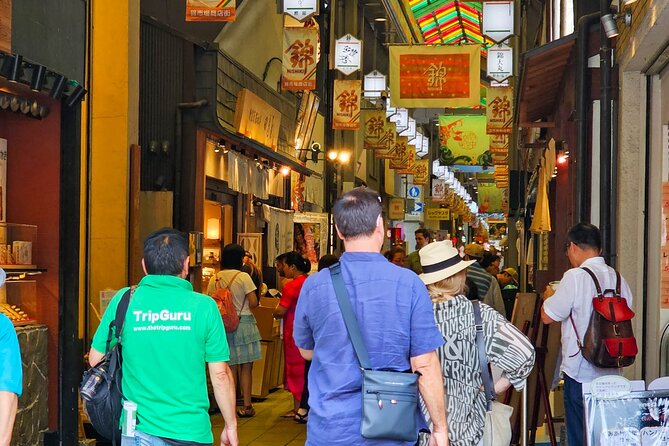 Kyoto Nishiki Market & Depachika: 2-hours Food Tour with a Local - Guides, group size, and the pacing sweet spot