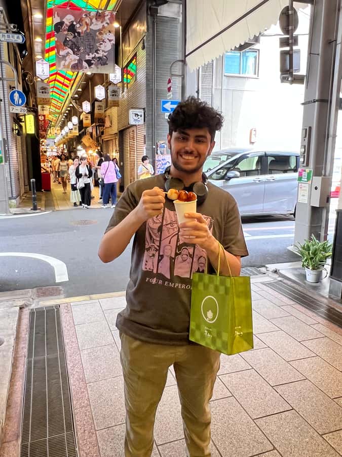 Kyoto: Nishiki Market Food Tour with Local Guide - Key Things You’ll Notice on This Kyoto Nishiki Market Food Tour