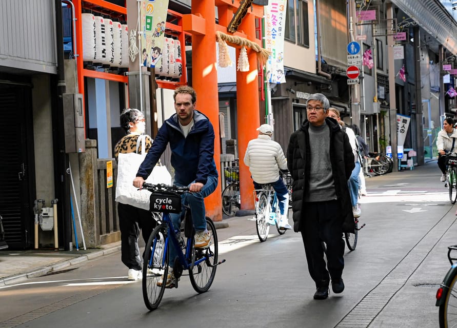 Kyoto: North Kyoto Guided Cycling Tour with Lunch - Lunch in central Kyoto: included, local, and timed to keep you comfortable