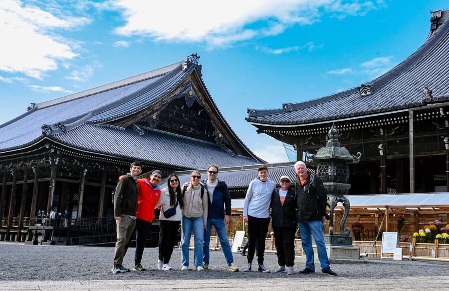 Kyoto: North Kyoto Guided Cycling Tour with Lunch - Former Kyoto Imperial Palace: guided time when the route starts to open up