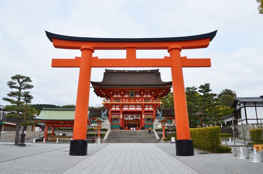 Kyoto: Personalized Guided Private Tour - Getting Started: Hotel Pickup, Transit, and Rain or Shine