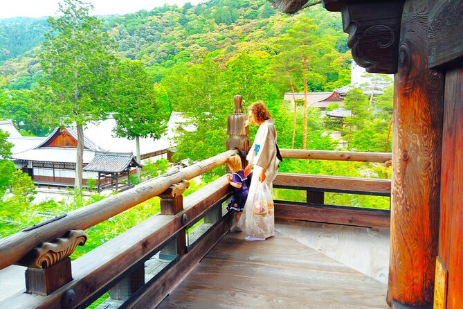 Kyoto: Philosopher’s Path and Hidden Temple Walking Tour - Nanzen-ji in layers: Sanmon gate, temple grounds, and Suirokaku aqueduct