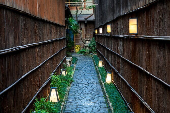Kyoto Photography Masterclass - Private Photography Lesson - Starting point in Higashiyama: set your bearings before you shoot