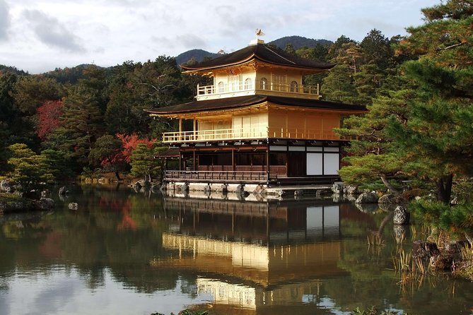 Kyoto Private Customizable Full Day Tour - Fushimi Inari Taisha: a head shrine built for meaning