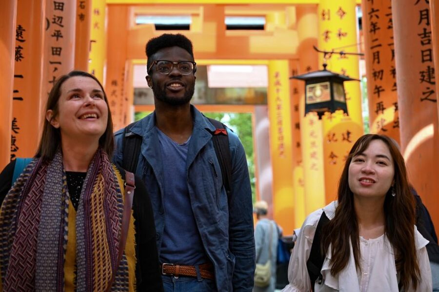 Kyoto: Private Customized Walking Tour with a Local Insider - Your guide as translator, navigator, and cultural translator
