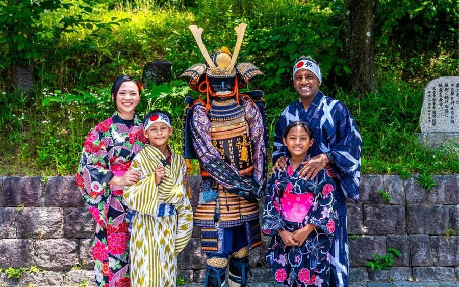 Kyoto: Private Gion District Photoshoot Experience - Temple Entry Fees and Other Costs to Plan For