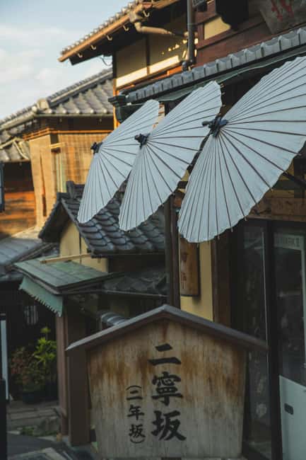 Kyoto Private Highlights Tour from Kyoto&Osaka—English guide - Kiyomizu-dera, Sannenzaka and Ninenzaka, Then Gion