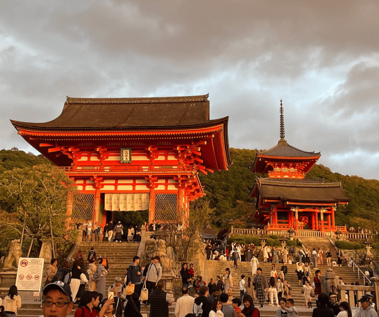 Kyoto: Private Highlights Tour with Guide and Luxury Vehicle - Kinkaku-ji Golden Pavilion and Ginkaku-ji: two famous Zen temple moods