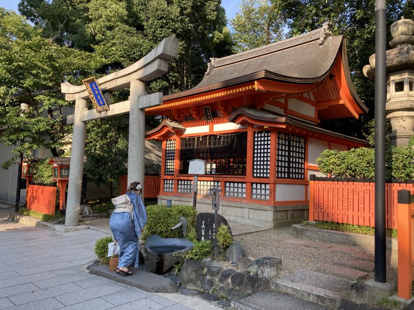 Kyoto: Private Walking Tour with Kiyomizu Temple & Gion - What to pack and how to keep your day comfortable