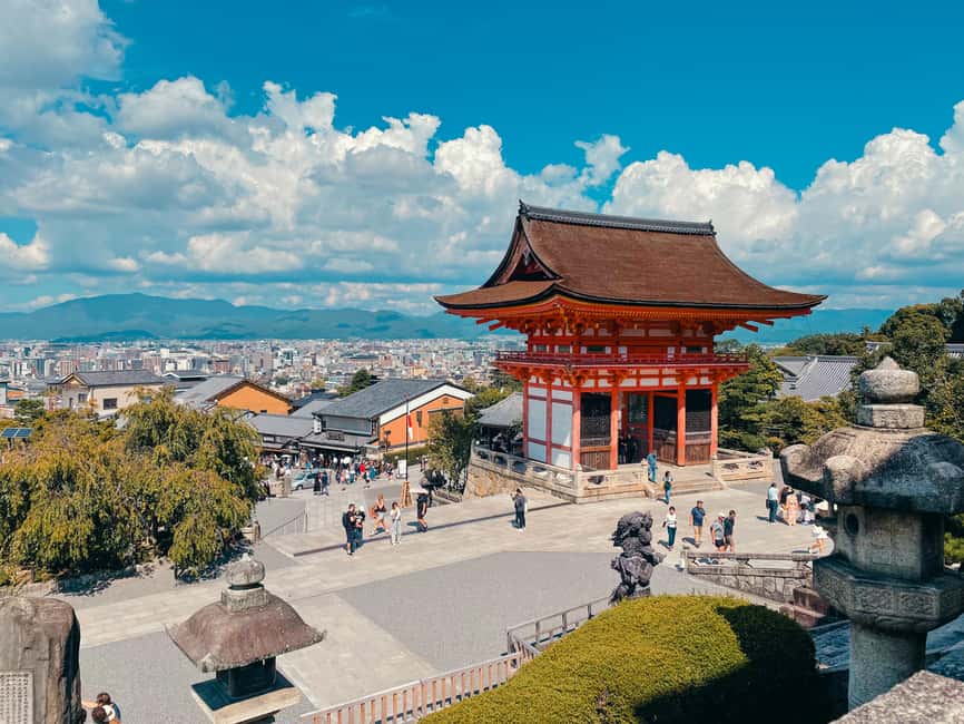 Kyoto's Soul: Gion & Kiyomizudera Historical Walking Tour - Where you meet in Kyoto Nineizaka, and how to spot your guide