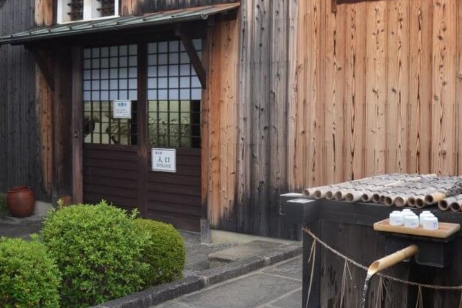 Kyoto Sake Brewery Tour with Lunch - Temple stops after the museum: a calm walk to end near Fushimi-Momoyama
