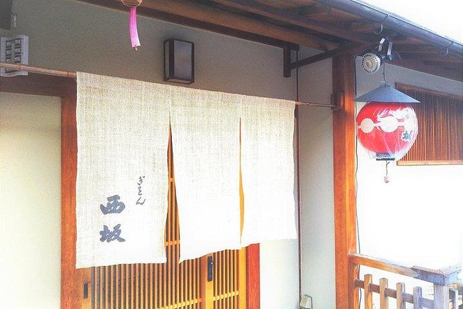 Kyoto Samurai and Geisha Town Private Walking Tour - Price and Value: What $135.59 Covers (and What It Does Not)
