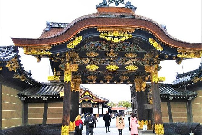 Kyoto Samurai and Geisha Town Private Walking Tour - Nijo Castle: The Shogun Stay in Kyoto, Not Just a Monument