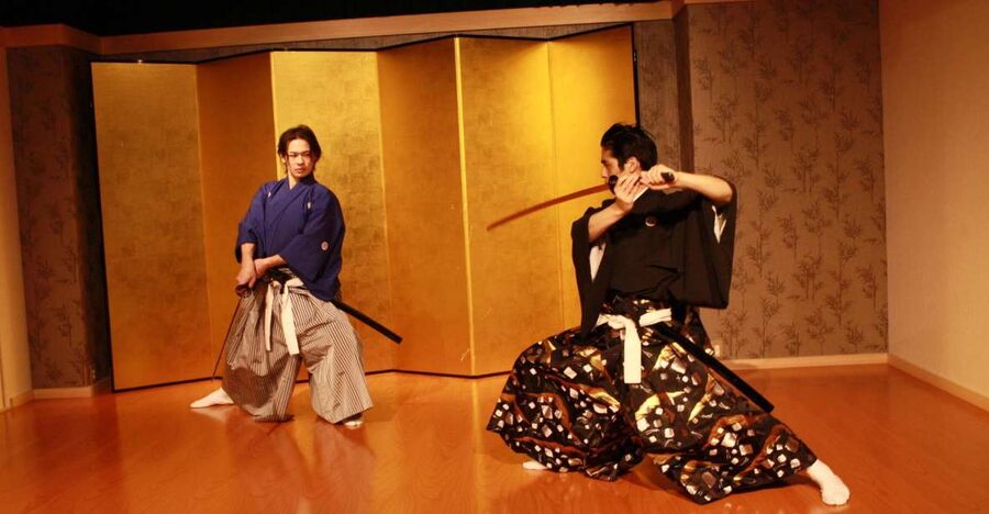 Kyoto: Samurai Kenbu Traditional Sword Dancing Show - Entering the Samurai Kenbu Theater in Kyoto (and why rules matter)