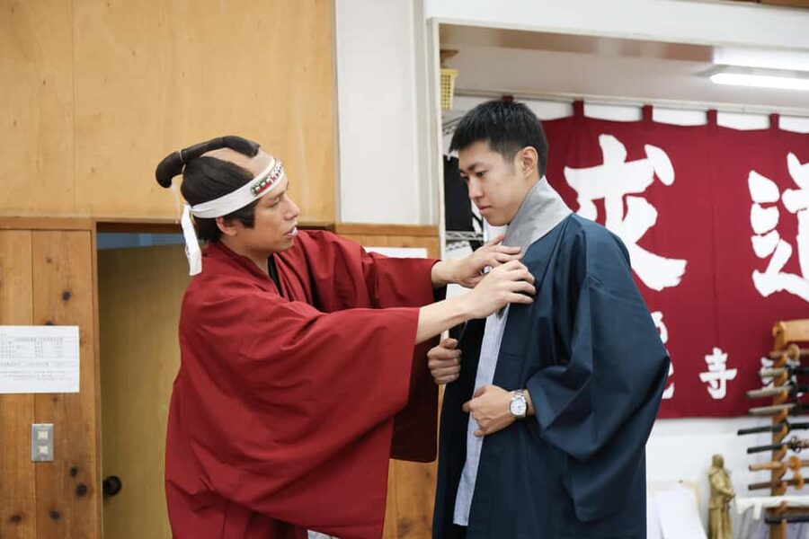 Kyoto: Samurai Sword & Kimono Action Filming Experience - Practical tips: what to bring, what to wear, and what not to do