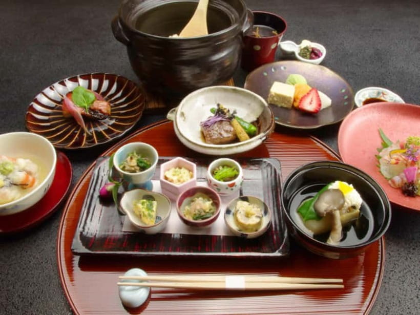 Kyoto:Seasonal Kaiseki Reservation at Hanasaki Nishiki - Seasonal Kaiseki That Shifts With the Month